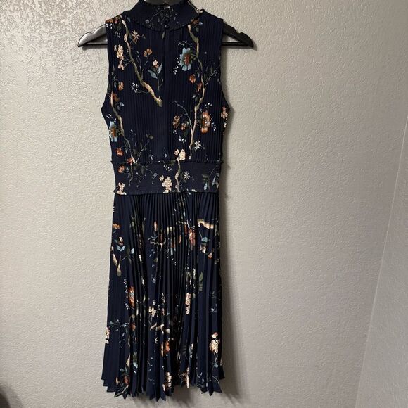 Nanette Lepore Sleeveless Pleated Midi Dress Size 6 - Picture 3 of 5